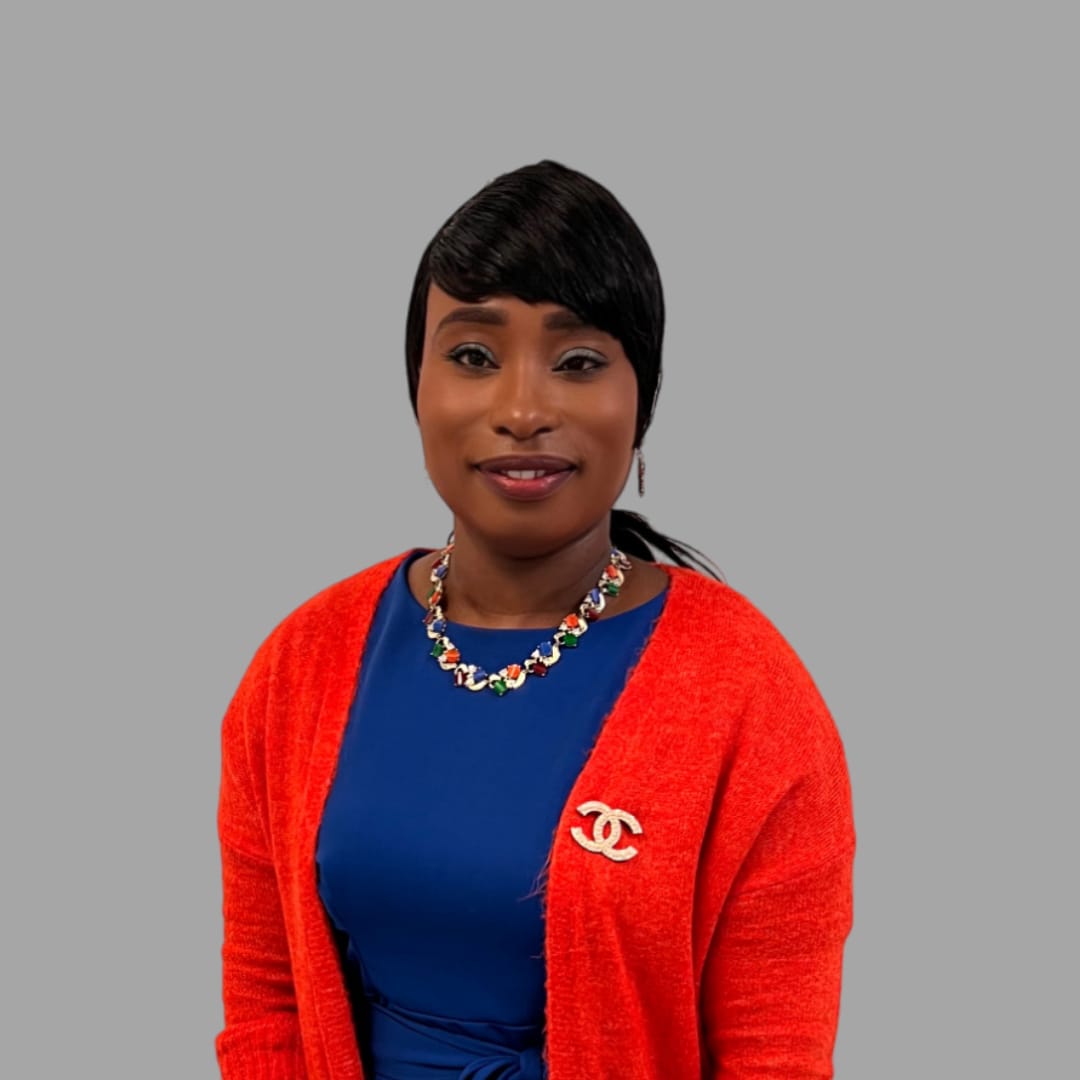 Testimonial portrait for Ms Riggs